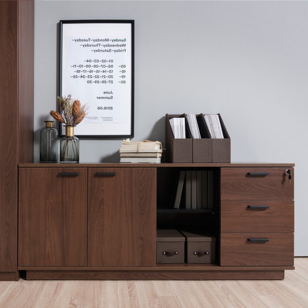 하움 중역 사이드장 겸 크레덴자