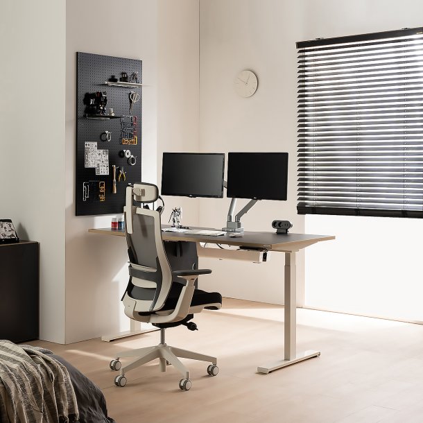 리바트 듀얼모터 모션데스크 라이트