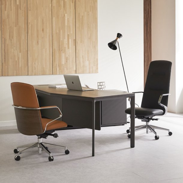 리바트 밸리오소 중역의자