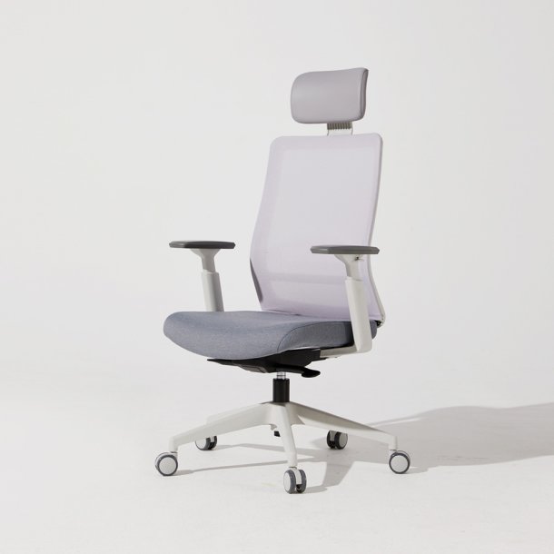 스탠다드 V2 의자