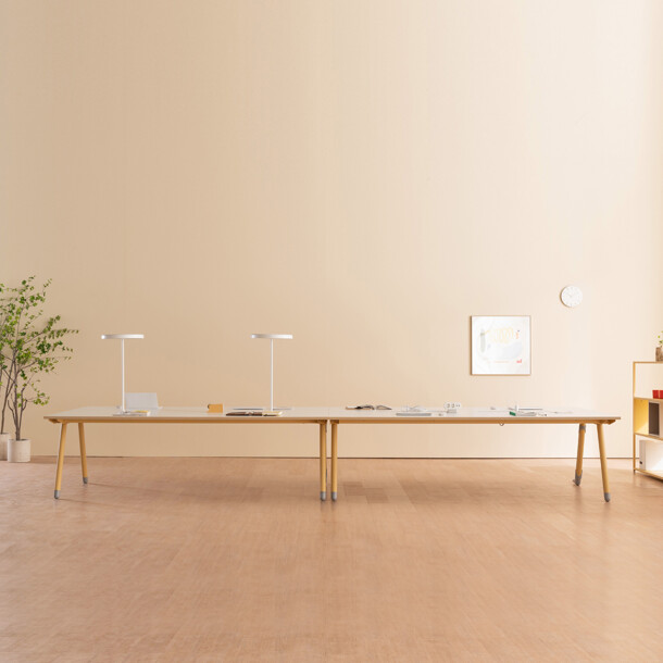 볼루토 커뮤니티 테이블